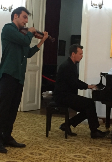 Imagini de la recitalul cameral susținut de Aron Cavassi și Iulian Ochescu la Tescani, 7 septembrie 2019