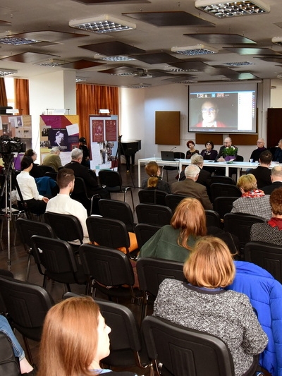 Imagini de la evenimentul dedicat 𝗰𝗲𝗻𝘁𝗲𝗻𝗮𝗿𝘂𝗹𝘂𝗶 𝗻𝗮𝘀̦𝘁𝗲𝗿𝗶𝗶 𝗺𝘂𝘇𝗶𝗰𝗼𝗹𝗼𝗴𝘂𝗹𝘂𝗶 𝗩𝗶𝗼𝗿𝗲𝗹 𝗖𝗼𝘀𝗺𝗮 (𝟭𝟵𝟮𝟯-𝟮𝟬𝟭𝟳) 1️⃣0️⃣0️⃣, care a avut loc vineri, 31 martie, la Sala Auditorium a Universității Naționale de Muzică din București