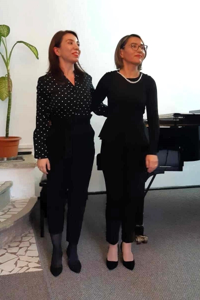 Imagini de la recitalul Les Enharmoniques Piano Duo organizat cu ocazia Zilei Culturii Naționale, la Sinaia