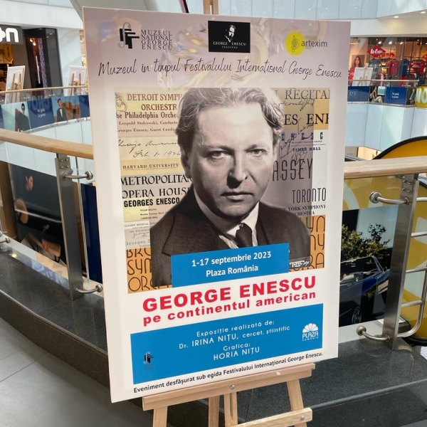 Imagini de la expoziția „George Enescu pe continentul american" la Plaza România